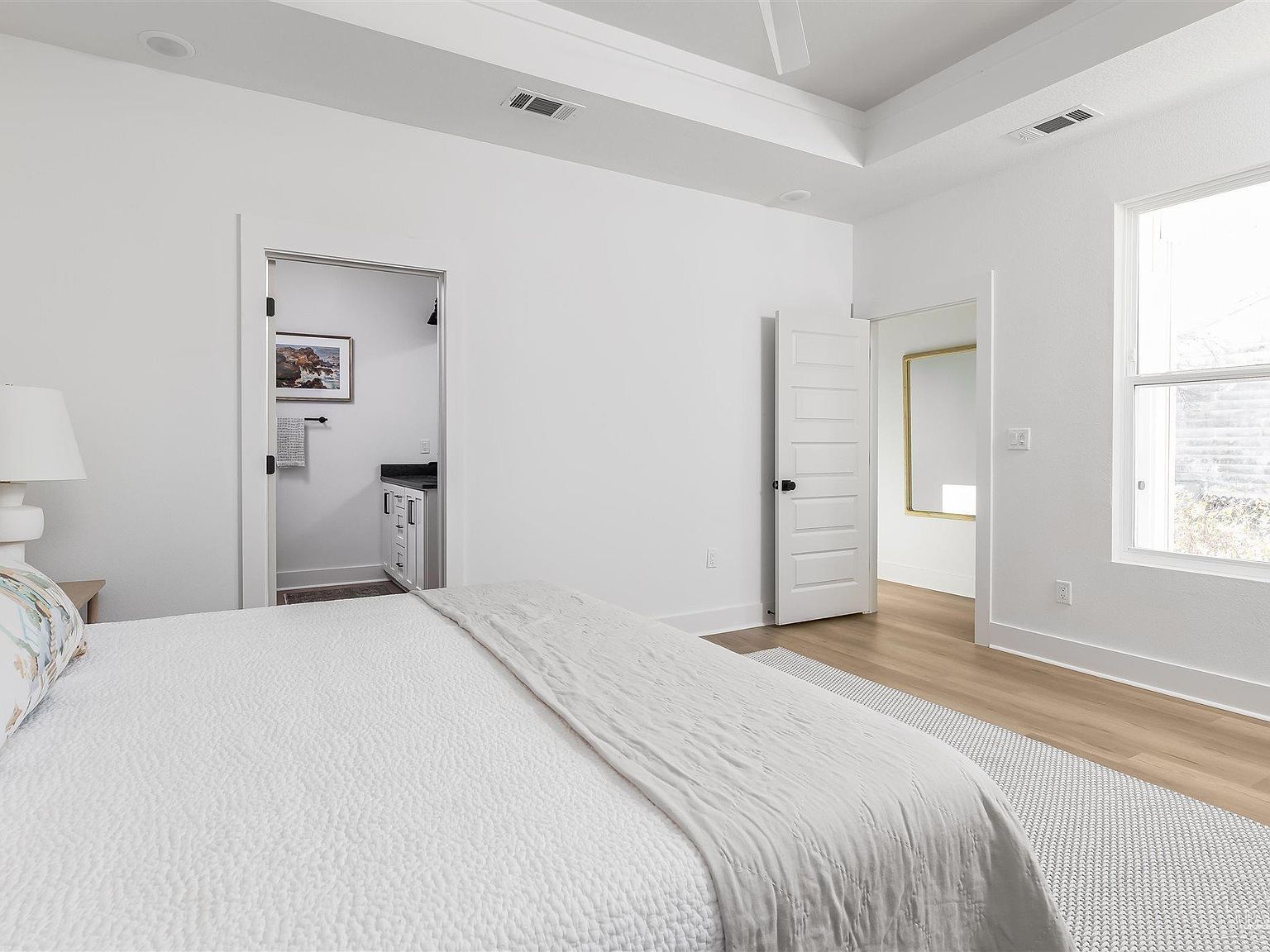 Building Photo - 511 N C St