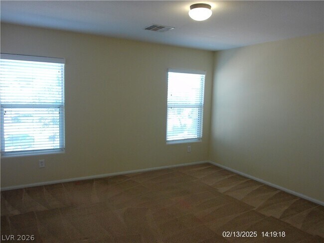 Building Photo - 6644 Pine Siskin Pl