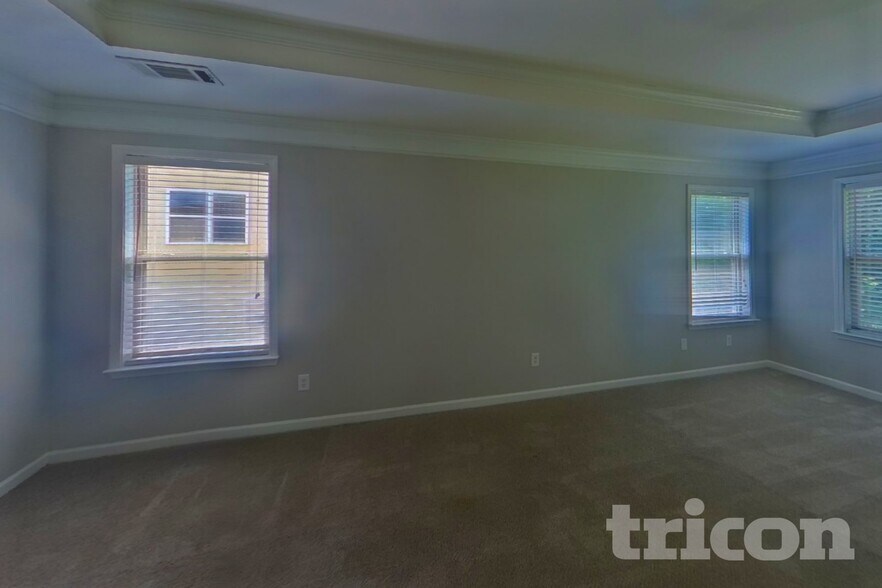 Building Photo - 7457 Mistydawn Dr