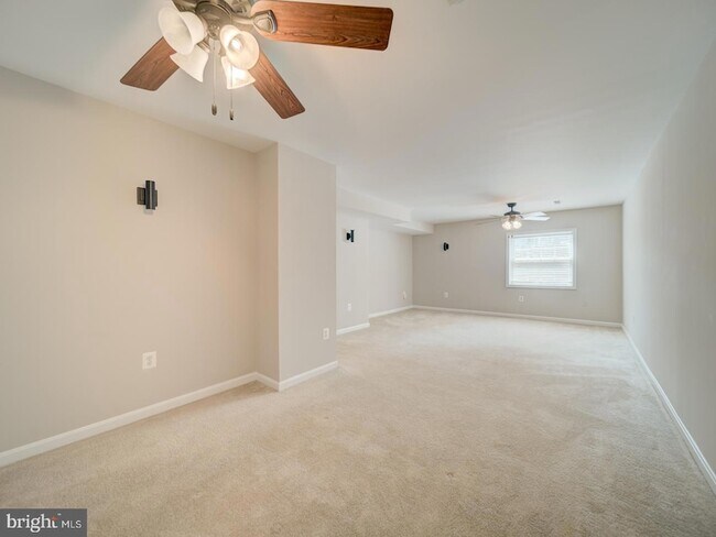 Building Photo - 6311 Hot Spring Ln