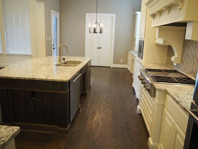 Building Photo - 2007 Greenvine Cir