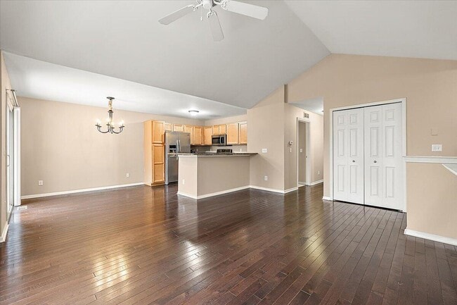 Building Photo - 15915 Morningside