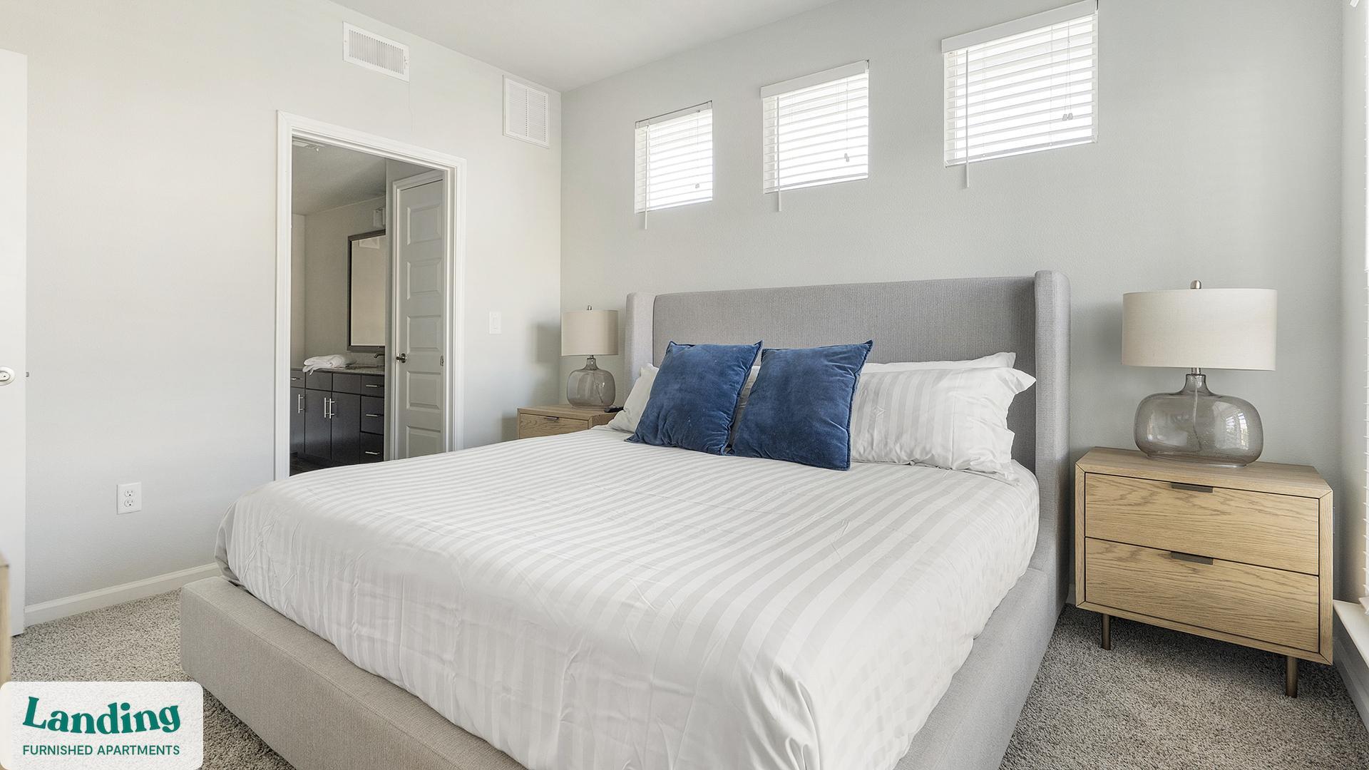 Building Photo - 715 W Slaughter Ln