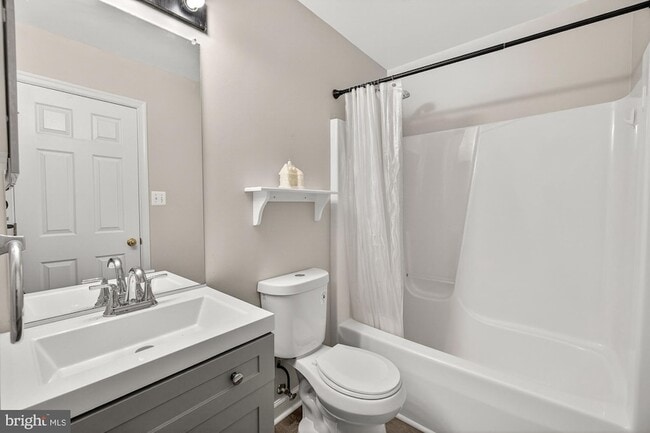 Building Photo - 2572 Carrington Way