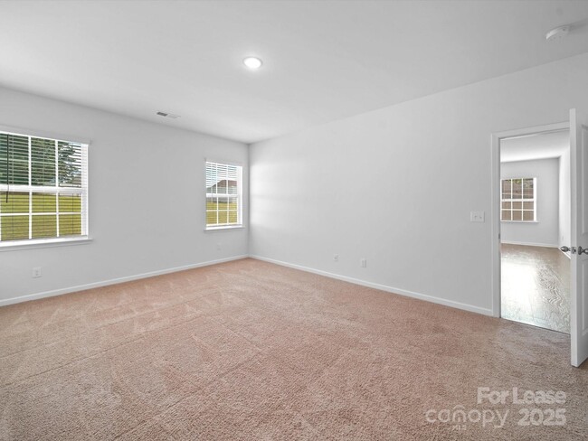 Building Photo - 1008 Hudson Taylor Ln