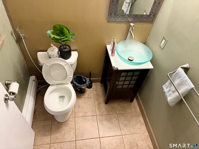 Building Photo - 44 Crabapple Rd