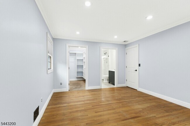 Building Photo - 162 Mountainview Dr