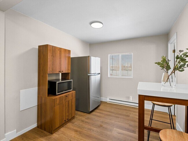 Building Photo - Charming 1BD/1BA ADU in Denver’s Westwood ...