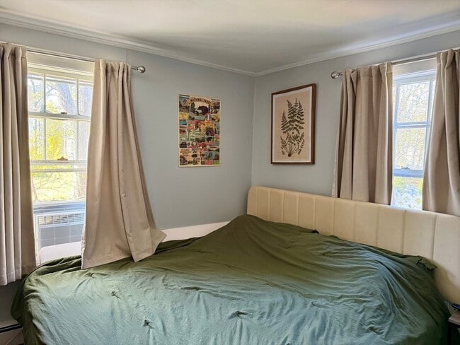 Building Photo - 21 1/2 Union St