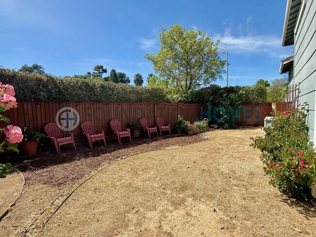 Building Photo - Rare 5BD Corner Lot Home in Hamilton Southgate — Soaring Ceilings & Hardwood Floors - FOUNDATION