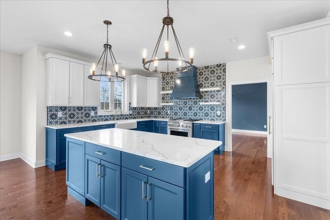 Building Photo - 8 Katie Dr