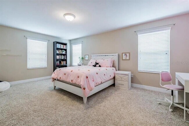 Building Photo - 27392 Cayenne Ln