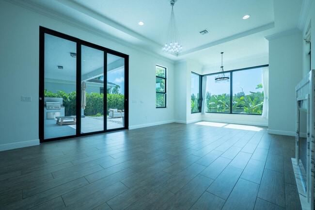 Building Photo - 13026 Artisan Cir