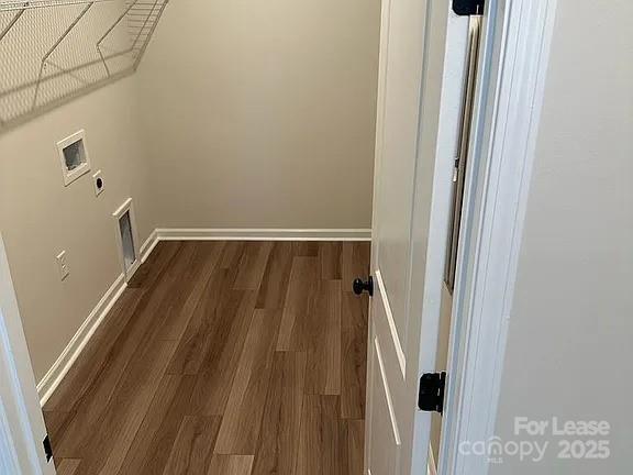 Building Photo - 5845 Wentwood Ct