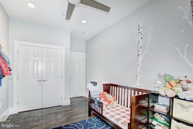 Building Photo - 1220 19th St NE