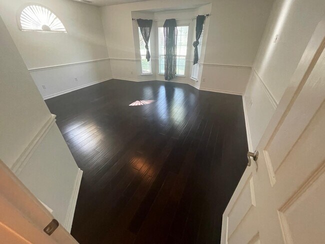 Building Photo - 1401 Patch Grove Dr