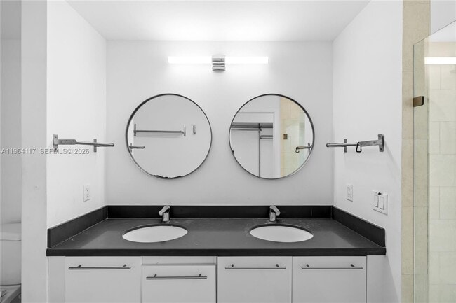 Building Photo - 90 SW 3rd St