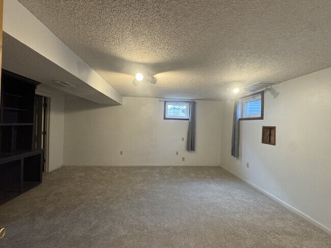 Building Photo - 4342 W Quinn Pl