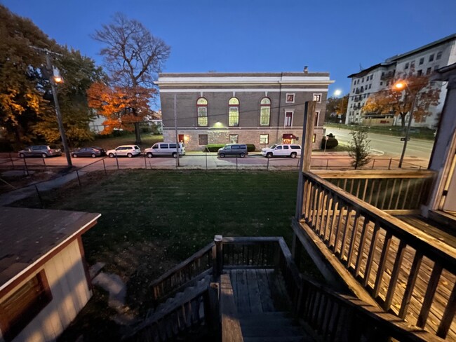 Building Photo - 826 Linwood Blvd