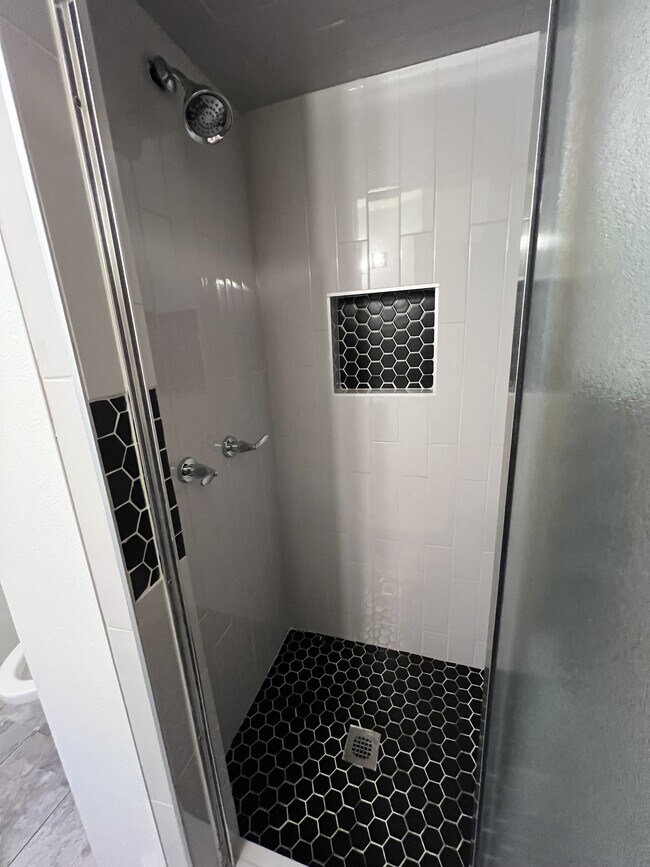 Building Photo - 3515 41st St