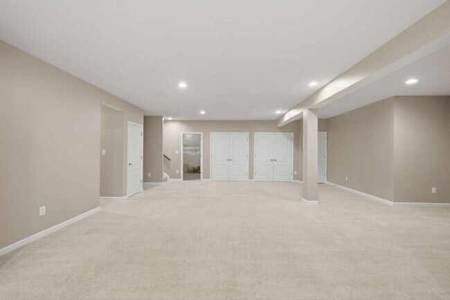 Building Photo - Sophisticated Colonial Offering Refined Finishes, Gourmet Kitchen & Spacious Floor Plan