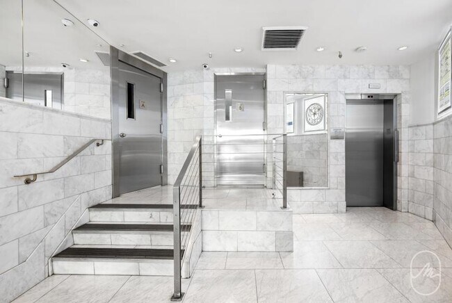 Building Photo - 0 bedroom in New York NY 10003