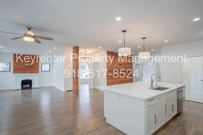 Building Photo - Midtown Tulsa | 4 Bed | 2 Bath | 2,010 SQFT
