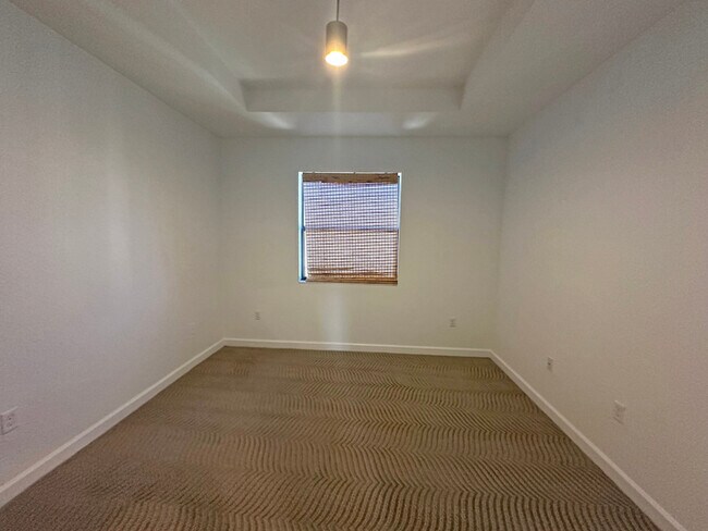 Building Photo - Stylish 3-Bedroom Home with Pool, Garage &...