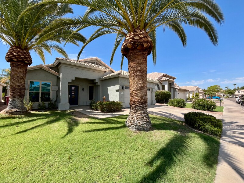 Building Photo - 8709 E Gail Rd