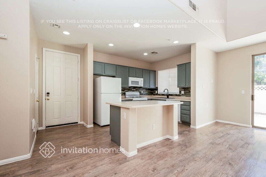 Building Photo - 727 Piercey Ct