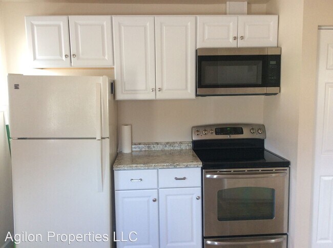 Building Photo - 1 br, 1 bath House - 713 West Harrison St