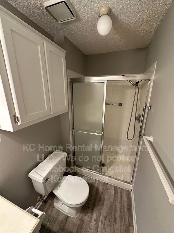 Building Photo - 12013 W 58th Pl