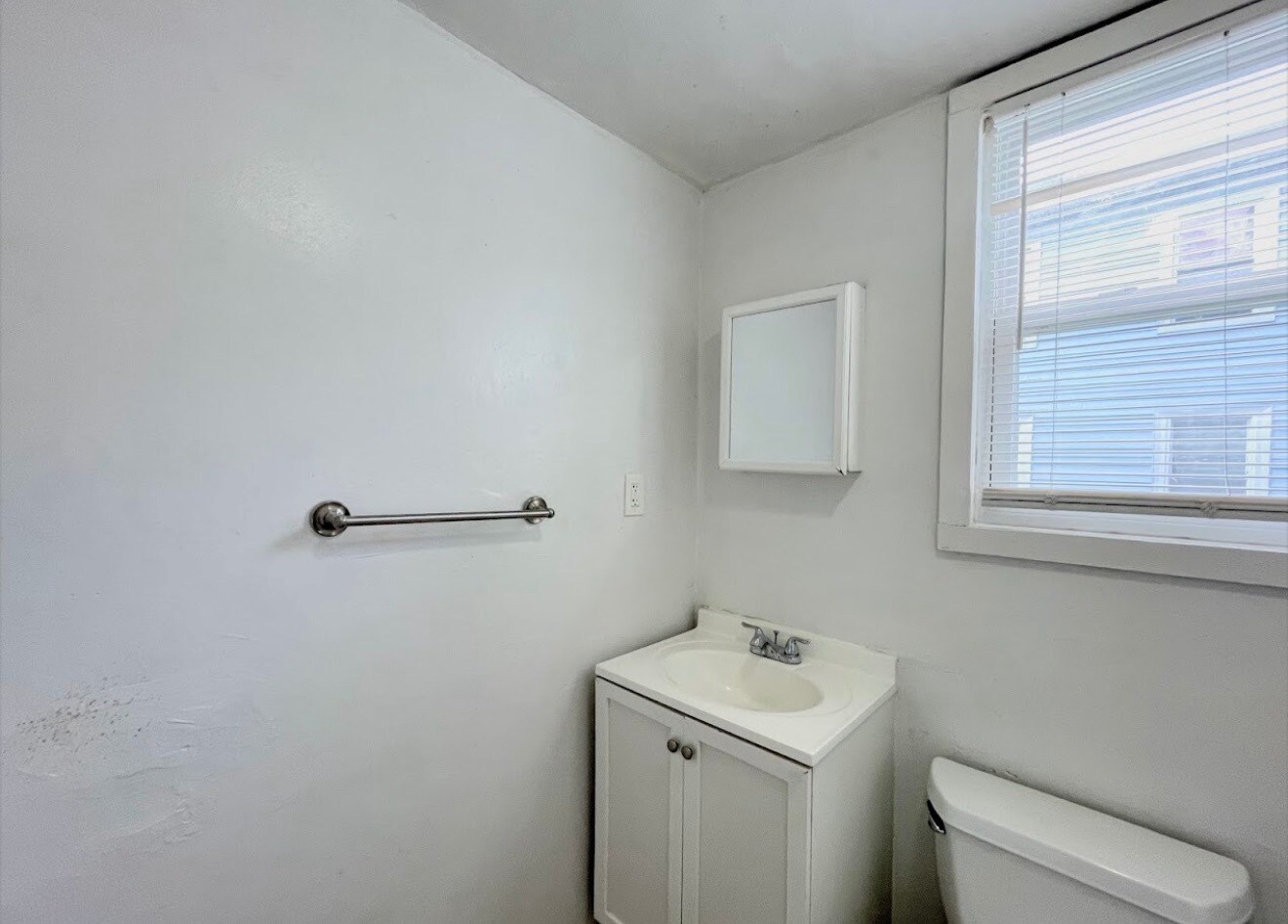 Building Photo - 1305 38th St