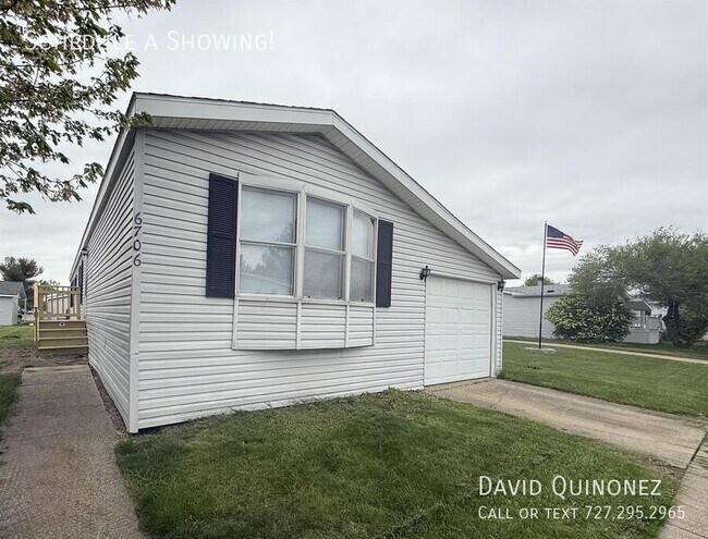 Building Photo - 6706 Country Ln