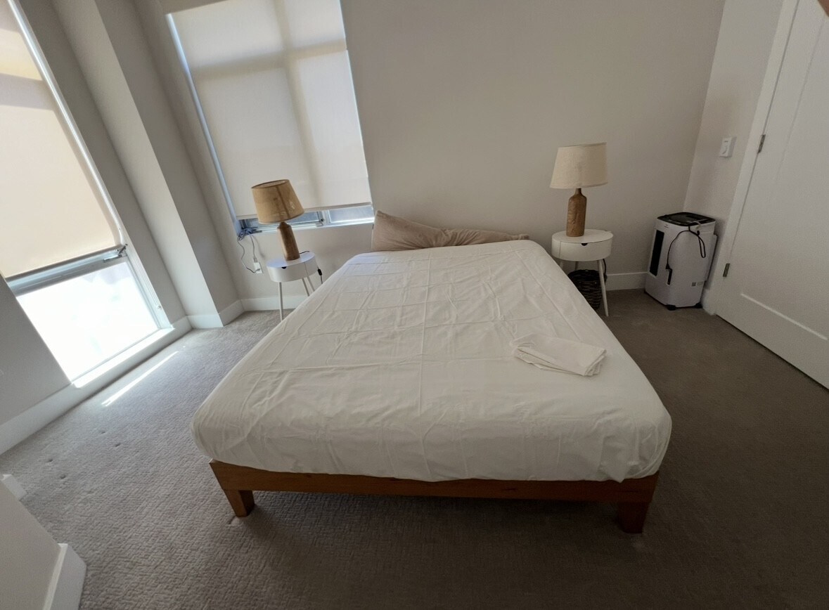 Bedroom (without bedding) - 901 Jefferson St