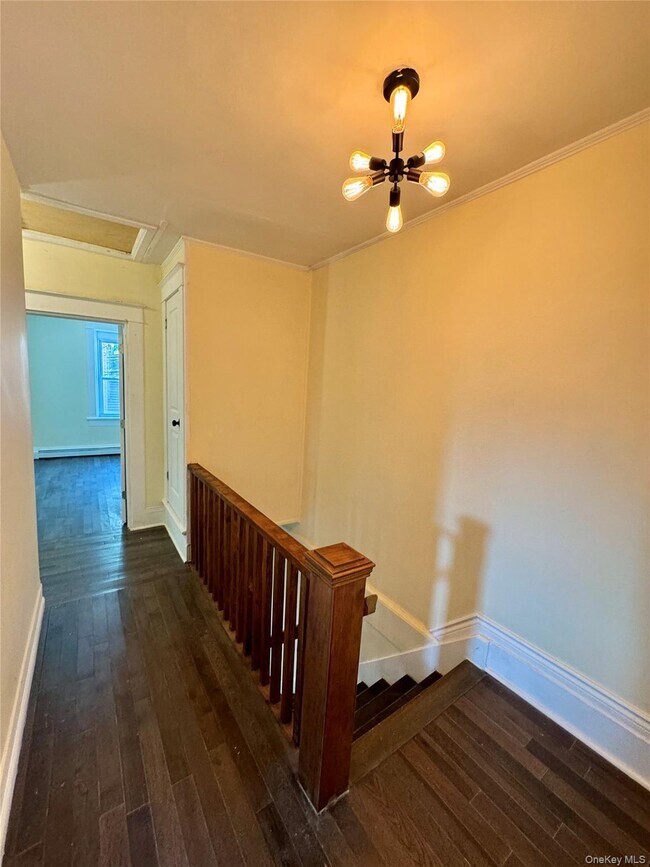 Building Photo - 2674 W Main St