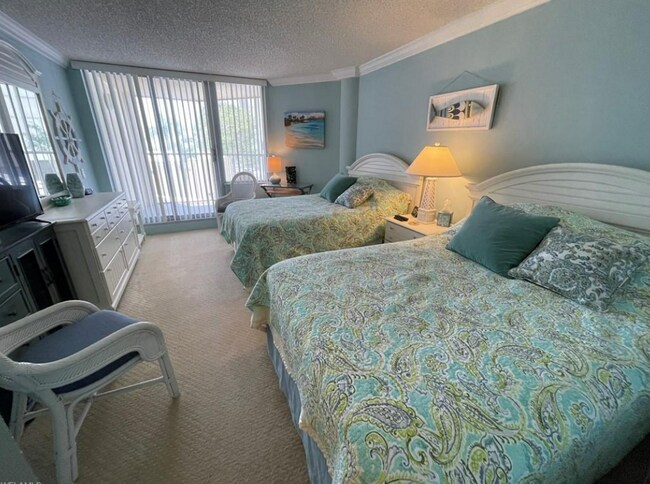 Building Photo - 4041 Gulf Shore Blvd N