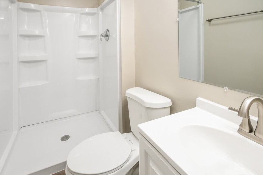 Building Photo - 1310 Citation Cir S