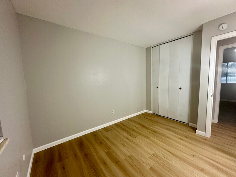 Building Photo - 13225 Grove Way