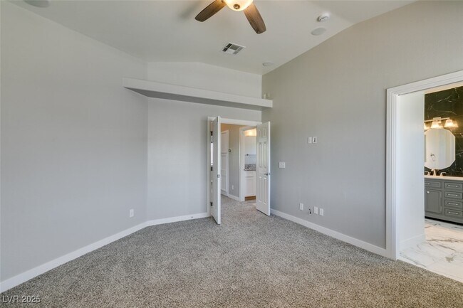Building Photo - 2452 Silver Blossom Ln