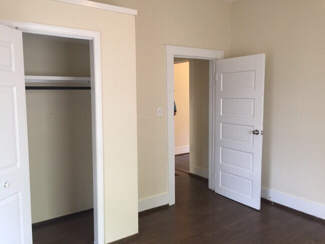Building Photo - Home for rent in Avondale