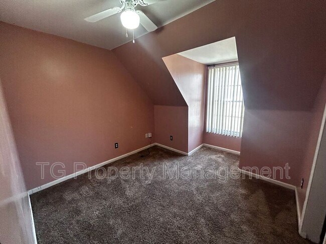 Building Photo - 7952 118th St