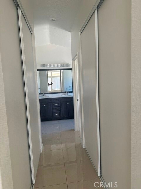 Building Photo - 12811 Cimarron Way
