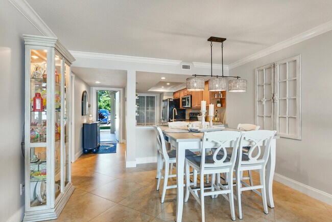 Building Photo - 4440 NE Sandpebble Trce