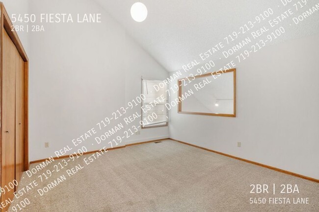 Building Photo - 5450 Fiesta Ln