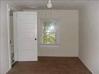 Building Photo - "Charming 2-Bed Oasis in Pelzer – Perfect Comfort on Orr St!"