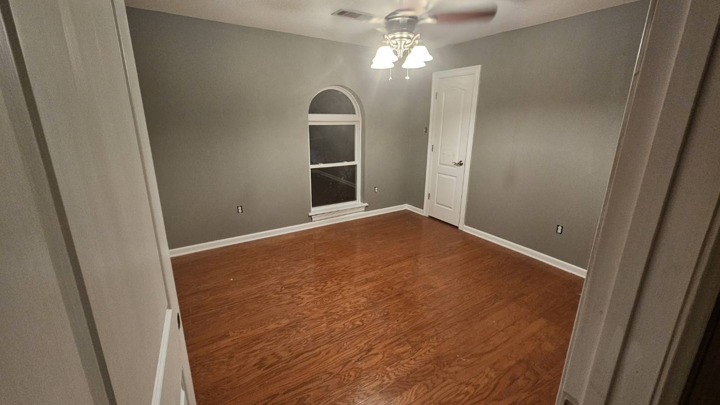 Building Photo - 3505 Pecan Dr