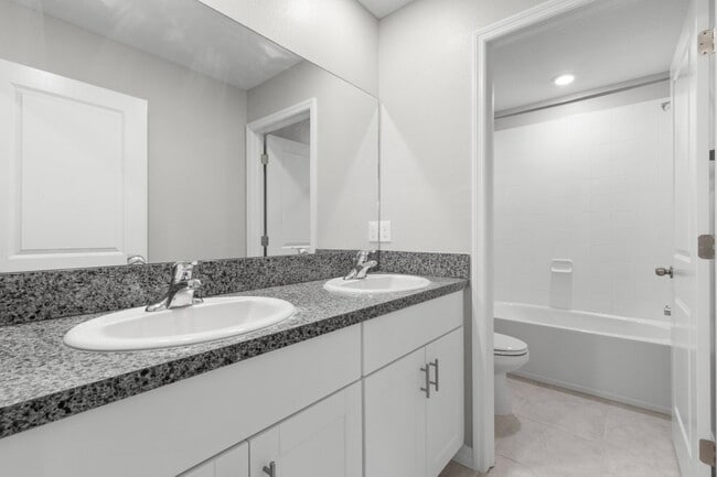 Building Photo - LIKE NEW Home For Rent in Touchstone!