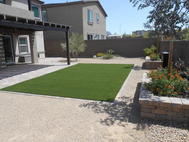 Building Photo - Beautiful Spacious Home in Henderson