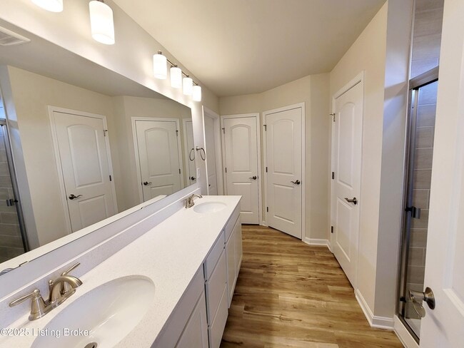 Building Photo - 4121 Bent Creek Dr